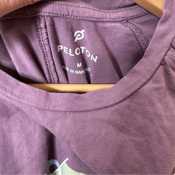 Peloton Muscle Tank Top - Purple Graphic Workout Tee Size Medium - Picture 5 of 5
